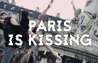 Paris is Kissing
